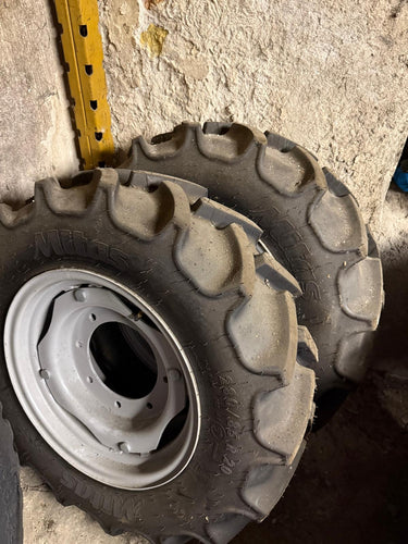 Gomme 280/85R20 marca Mitas