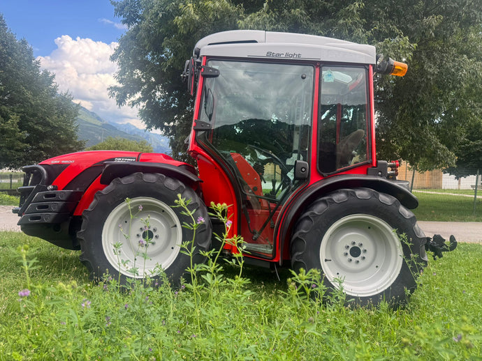 Antonio Carraro SRX 9800