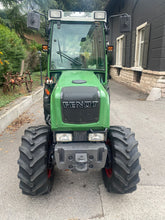 Carica l&#39;immagine nel visualizzatore di Gallery, Fendt 209 V