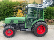 Carica l&#39;immagine nel visualizzatore di Gallery, Fendt 209 V